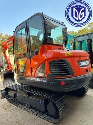 DX60 中古 ドーサン 6 トンの掘削機 中古 ミニ掘削機 水力機械