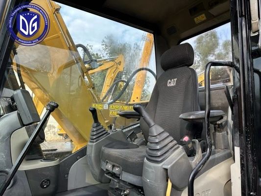 313D2GC 狭いスペースのためのコンパクトな設計の古着キャタピラー13トンの掘削機