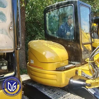日本 CAT304C 中古カタツムリ掘削機 CAT304C クローラー掘削機 中古カタツムリ水力掘削機