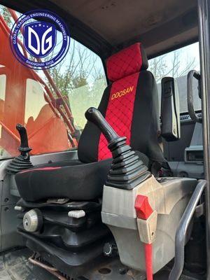 中古 ドーサンDX225 22.5トンのクローラー掘削機 ほぼ新品 高信頼性