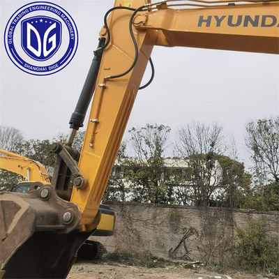 オリジナルのカミンズエンジンで Hyundai 485 エグバレーター