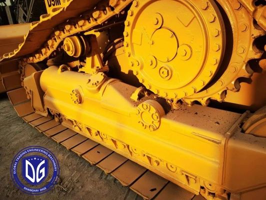 CAT D5M 中古キャタピラーブルドーザー 日本語