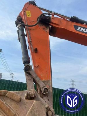 DX420LC 42 トン 効率的な水力循環のドーサン用掘削機