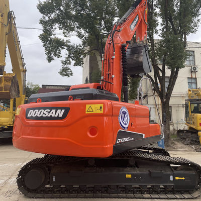 トラック移動型 Doosan DX225 掘削機 あなたの建設プロジェクトのための優れたパフォーマンスと信頼性